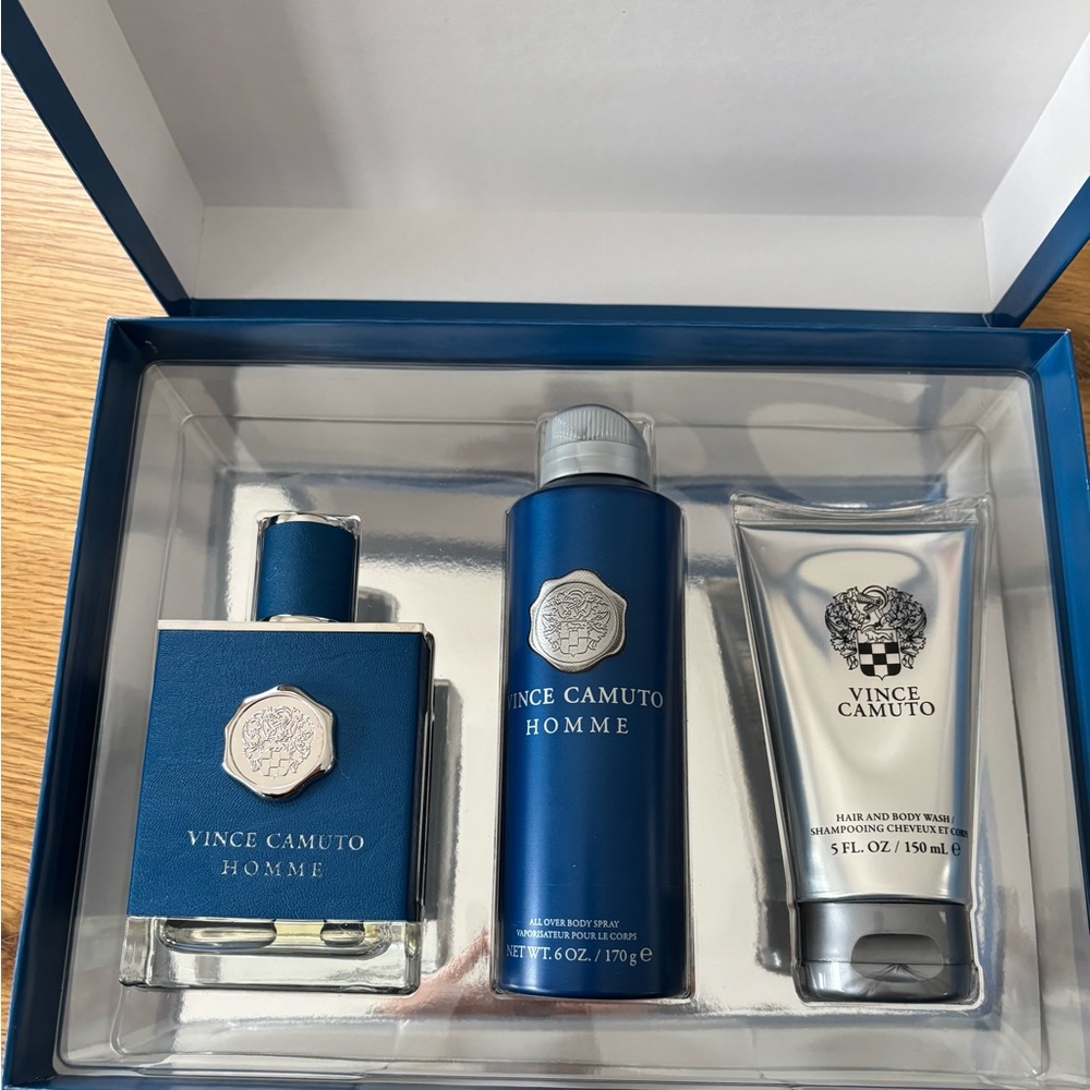 Vince Camuto Homme Blue Gift Box - Picture 2 of 3